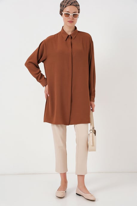 Oversized Langarm-Bluse mit Knopfleiste und Hemdkragen - Image 2