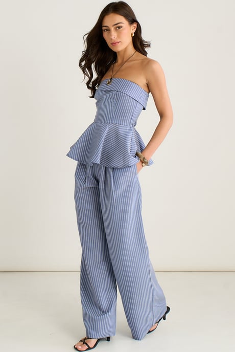 Blaues Bardot-Top mit Streifen und Schößchen - Image 3