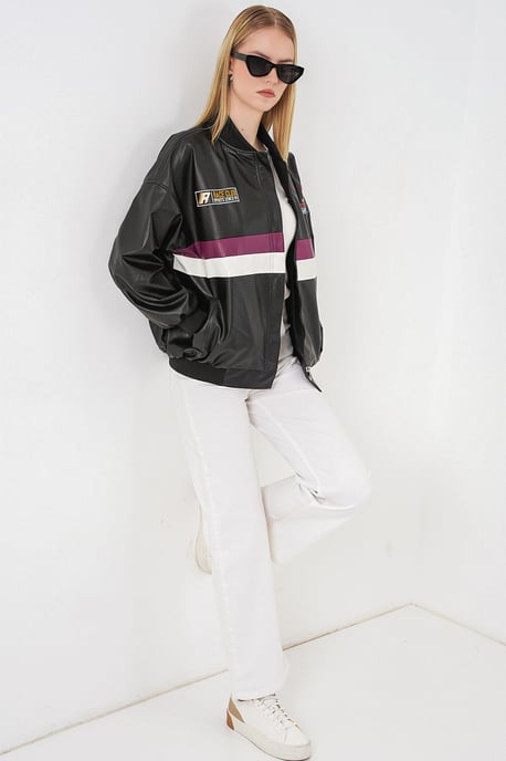 Taillierte Bomberjacke aus Kunstleder mit Schleife - Image 2