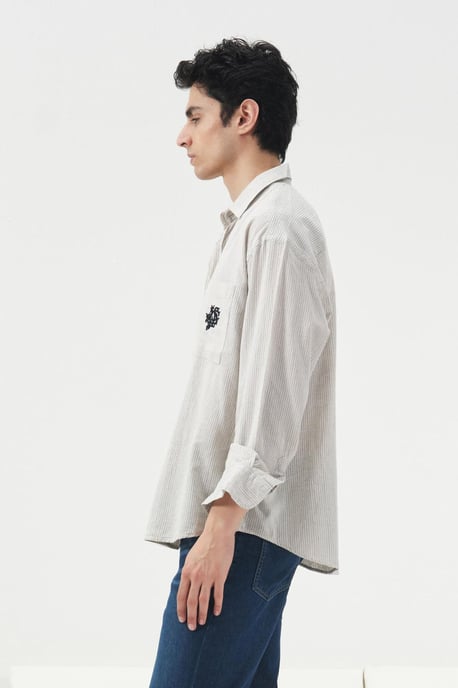Reguläre Passform Langarm-Samtshirt mit Tasche - Image 2
