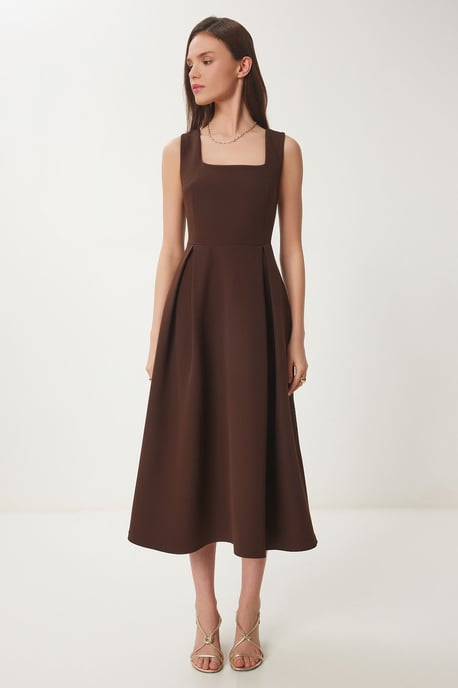 Kleid in A-Form mit Quadratkragen und Reißverschlussverschluss - Image 2