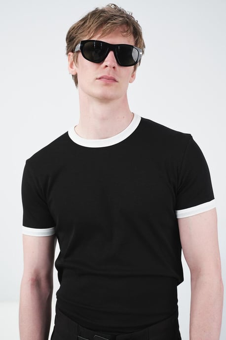 Basic Crew Neck T-Shirt with Contrast Binding - Image 5