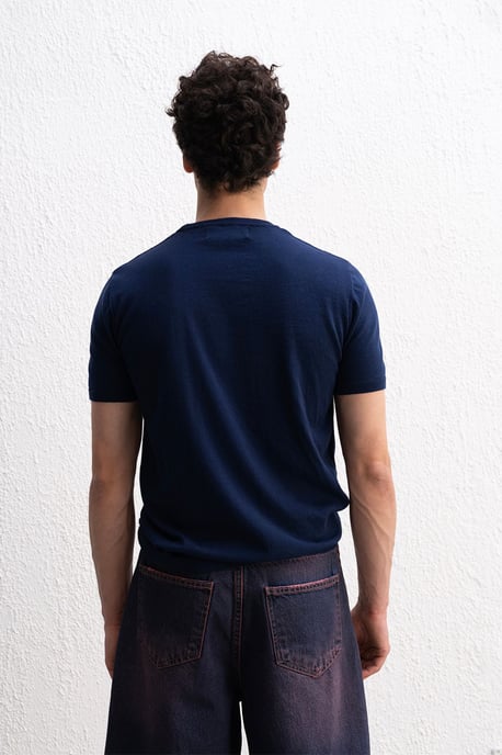 Giesto Einfarbiges Rundhals-T-Shirt aus Baumwolle - Marineblau - Image 3