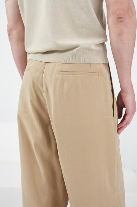 Maßgeschneiderte Weite Plisseehose - Image 4
