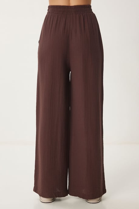 Weite Hosen mit Bindegürtel und Bindungsdetails - Image 6