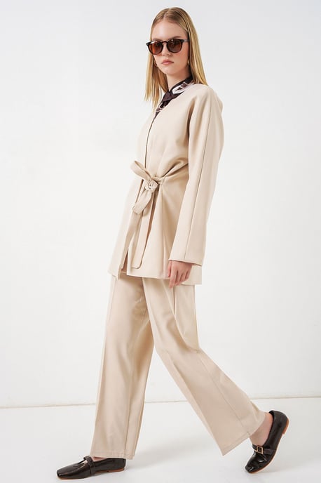 Langer Gürtel-V-Ausschnitt-Jacke - Image 3