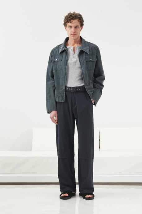 Regulär geschnittene Baumwolljacke mit Reißverschluss - Image 1