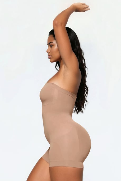 Premium Nahtloses Strapless Figurformendes Body Shapewear - Image 2