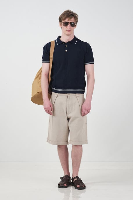 Mittlere Taille weite Chino-Shorts mit Taschen - Image 4