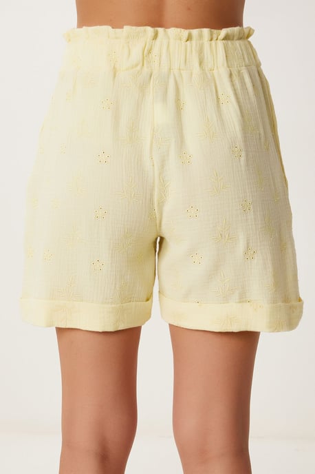 Hochtaillierte Mini-Shorts mit Bindeband und Binde-Detail - Image 5