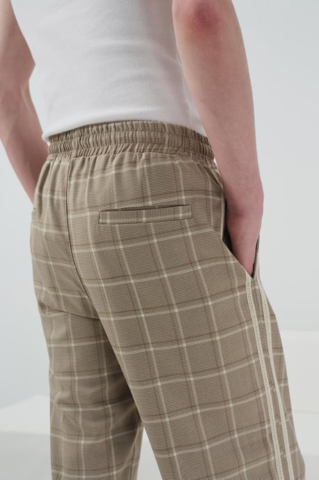 Karierte Geradeleg-Hosen mit Elastischem Bund - Image 5