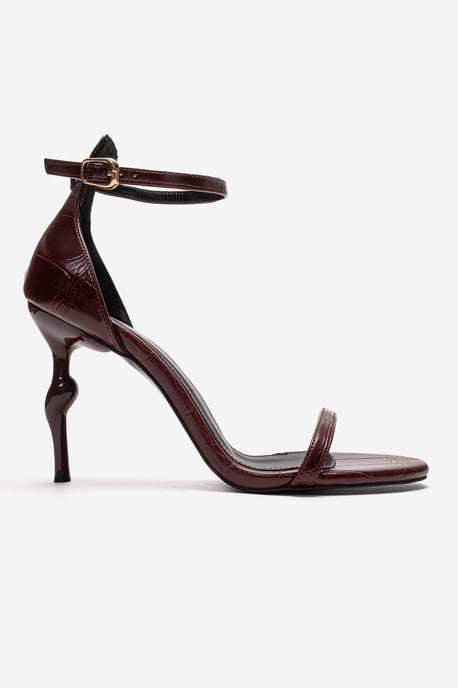 Yelena Pumps mit Knöchelriemen und Stilettoabsatz - Image 4
