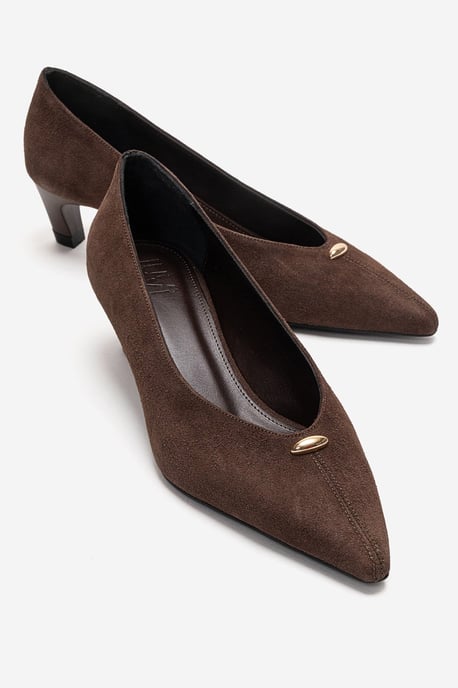 Versay Spitzer Zehenbereich Kitten-Heel Pumps - Image 1