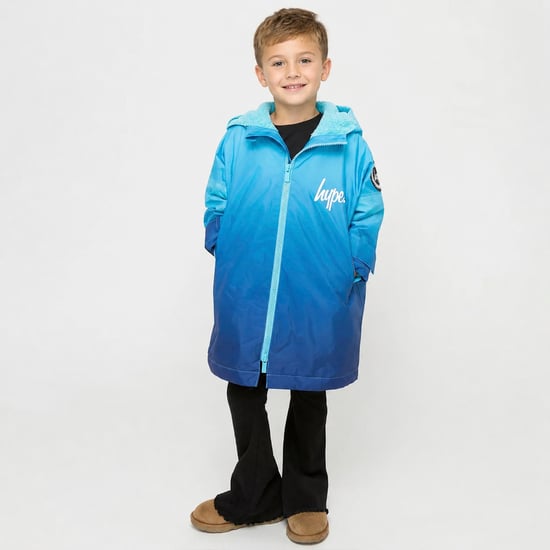 Blaues Verblasstes Jungen-Dry-Robe-Jacke Warmes Wechsel-Schwimm-Außenmantel - Image 4