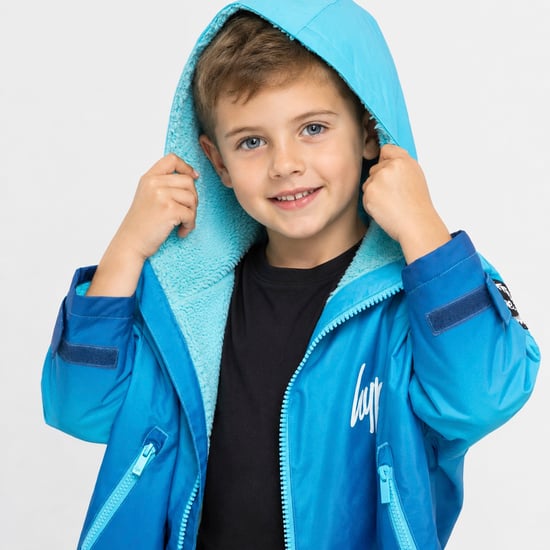 Blaues Verblasstes Jungen-Dry-Robe-Jacke Warmes Wechsel-Schwimm-Außenmantel - Image 5