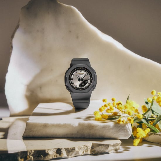 Casio G-shock Grau Damen Armbanduhr GMA-P2126W-8AER - Image 3