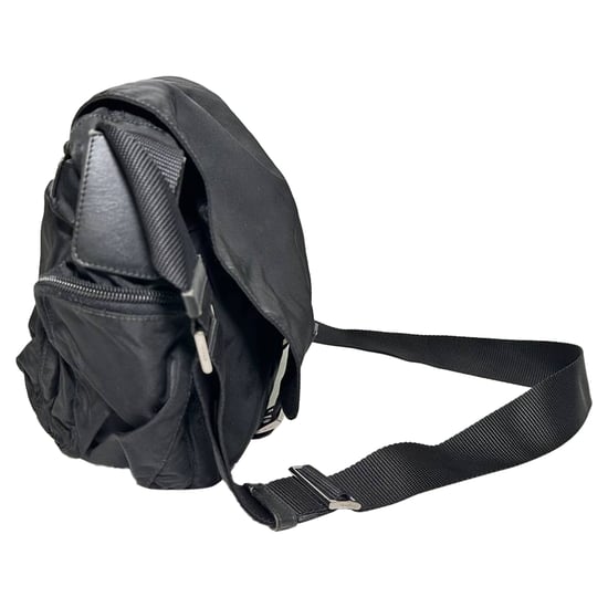 Prada Tessuto Umhängetasche aus schwarzem Nylon - Image 3