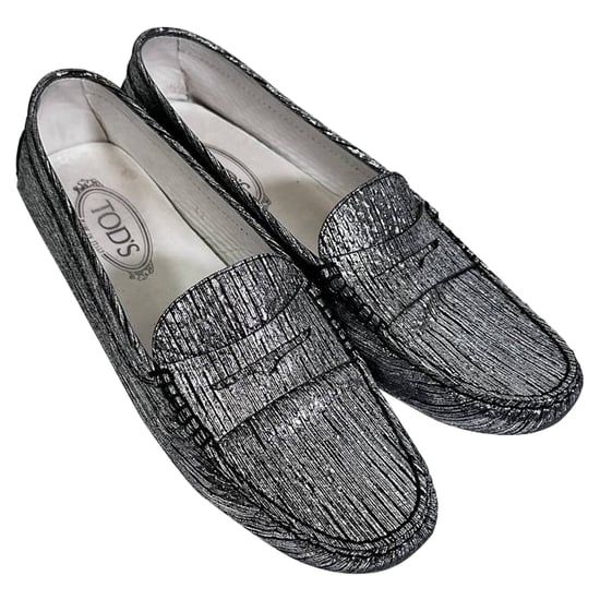 Tod's Mokassins mit Metallic-Details aus silbernem Leder - Image 6