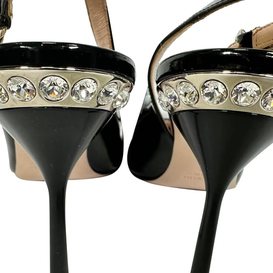 Miu Miu Veredelte Slingback-Pumps aus schwarzem Lackleder - Image 4