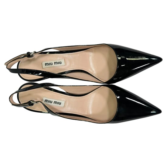 Miu Miu Veredelte Slingback-Pumps aus schwarzem Lackleder - Image 6