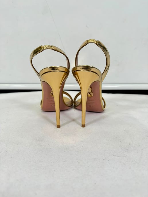 Aquazzura So Nude Sandale 105 aus goldenem Lackleder - Image 2