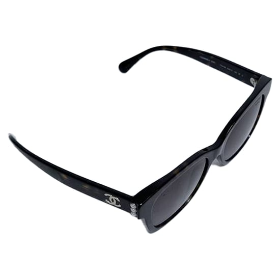 Chanel Schildkrötenschild Rechteckige Sonnenbrille aus braunem Acetat - Image 6
