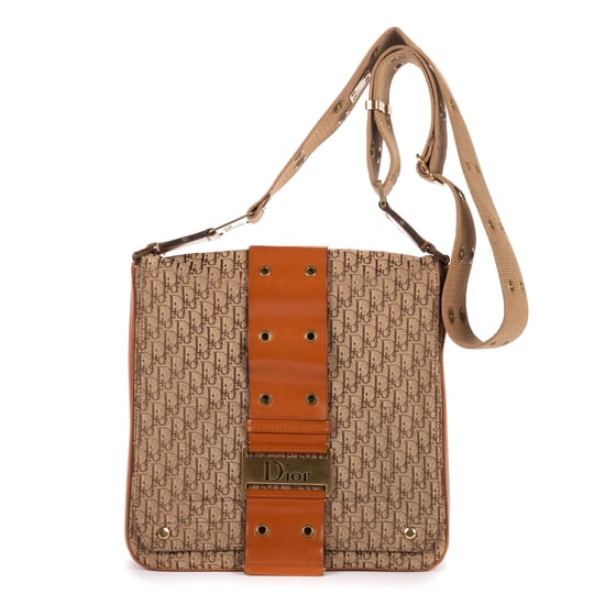 Street Chic Crossbody Schultertasche - Image 1