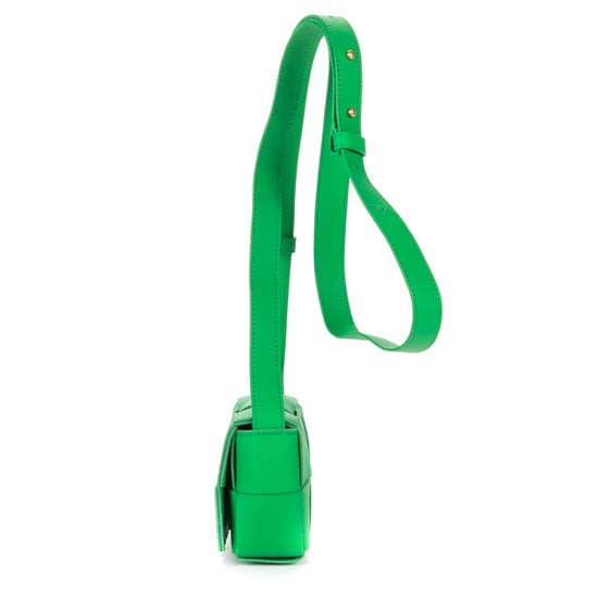 Micro Candy Cassette Crossbody Micro  Schultertasche - Image 3