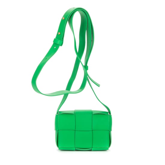 Micro Candy Cassette Crossbody Micro  Schultertasche - Image 5