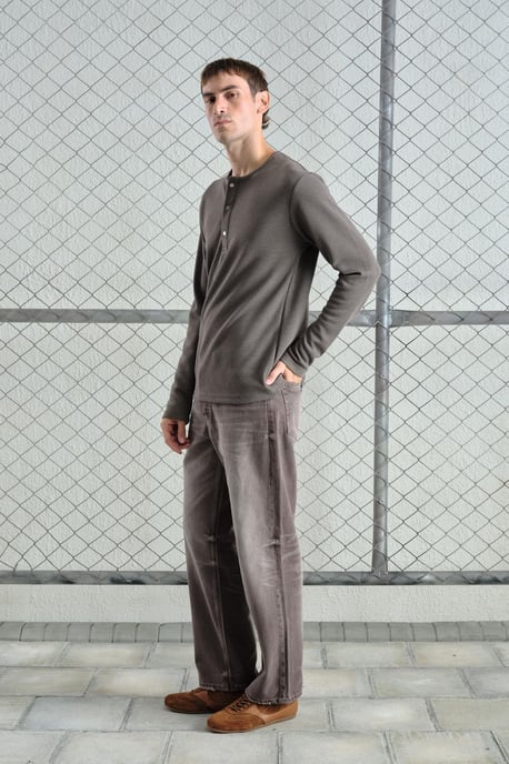 Slim Fit Button-Kragen Langarm-T-Shirt - Image 5