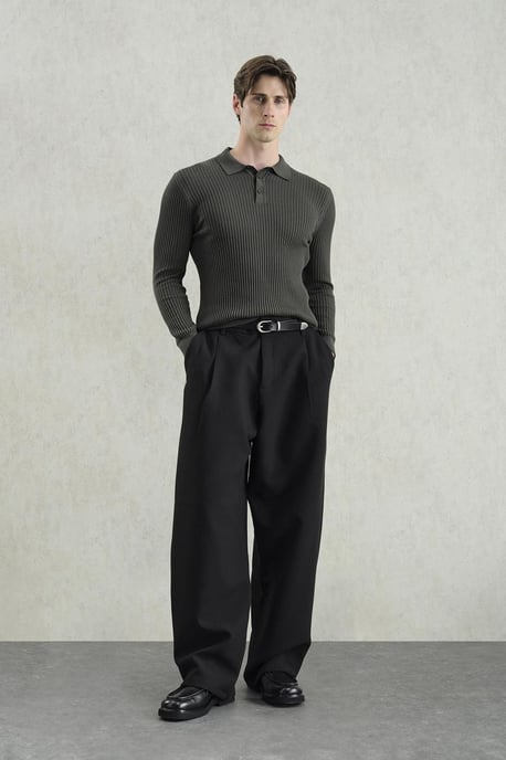 Slim Fit Poloshirt mit Stehkragen - Image 2