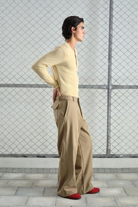 Komfort Fit Langarm Button-Down T-Shirt - Image 3