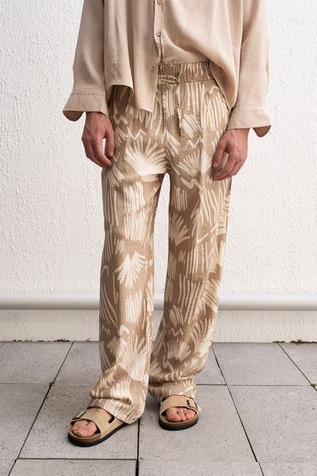 Lässige Weite Hosen mit Muster und Kordelzugbund - Image 1