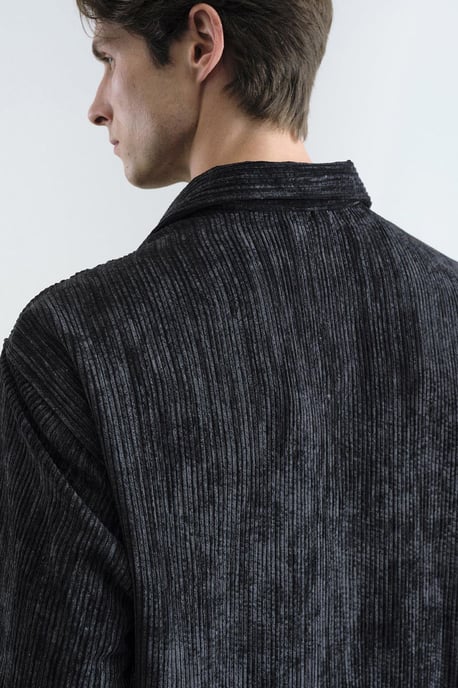 Samt Oversized Button-Up Hemd - Image 2