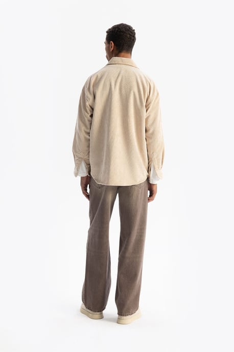 Übergroßes Samtshirt - Image 3