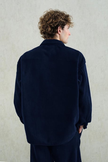 Übergroßes Plüschshirt mit Druckknopfverschluss - Image 2