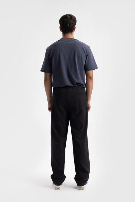 Lässig geschnittenes T-Shirt mit Logo-Print und Rundhalsausschnitt - Image 3