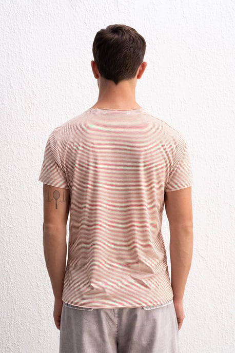 Gestreiftes besticktes Rundhals-T-Shirt - Image 5