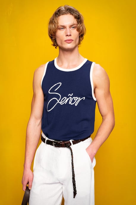 Slim Fit Ärmelloses Rundhals Baumwoll-T-Shirt - Image 1