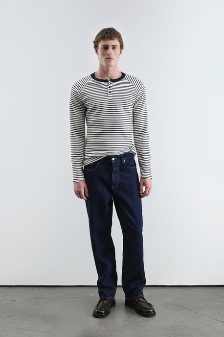 Slim Fit gestreiftes Button-Kragen T-Shirt - Image 5