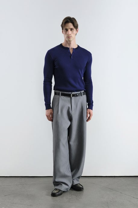 Slim Fit Button-Kragen Langarm-T-Shirt - Image 4