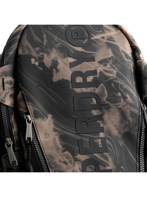 Superdry Damen-Rucksack „Tarp“ in Holzoptik - Image 3