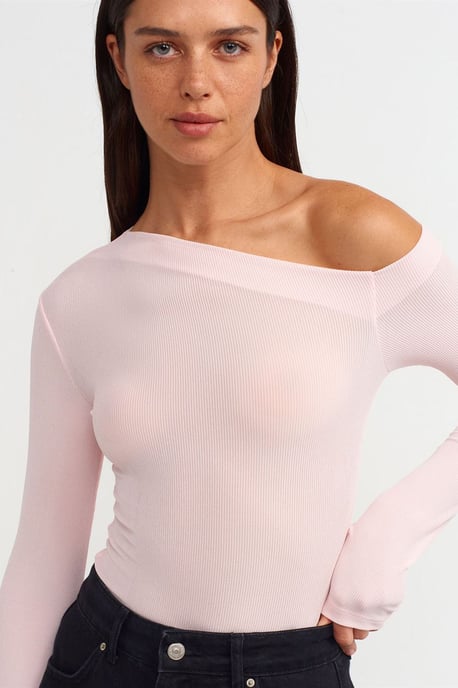 Schmale Passform Asymmetrisch Ausschnitt Bluse - Image 4