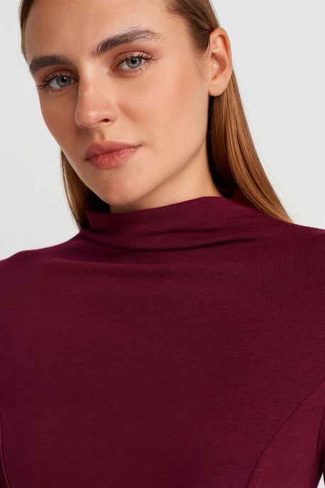 Fitted Halb-Turtleneck Peplum Bluse - Image 3