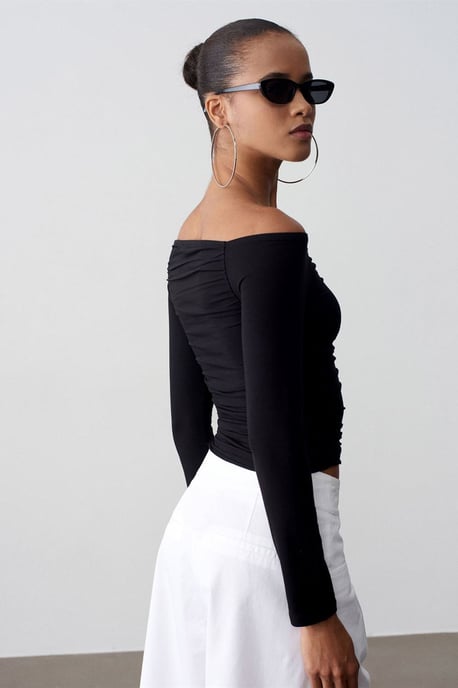 Schulterfreie Slim Fit Strickbluse - Image 2