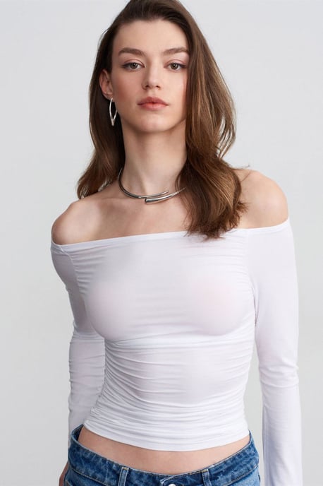 Schulterfreie Slim Fit Strickbluse - Image 3