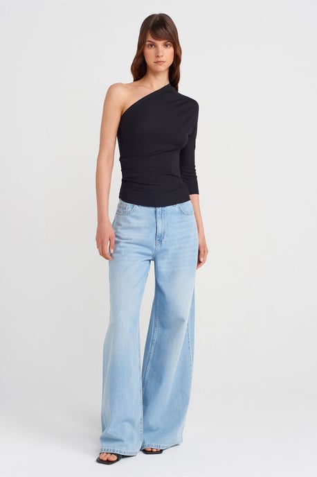 Schulterfreies Cut-out Slim-Fit Bluse - Image 4