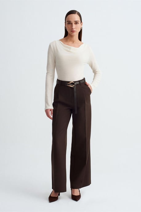 Taillierte Wollstrick-Bluse mit Schalkragen - Image 4