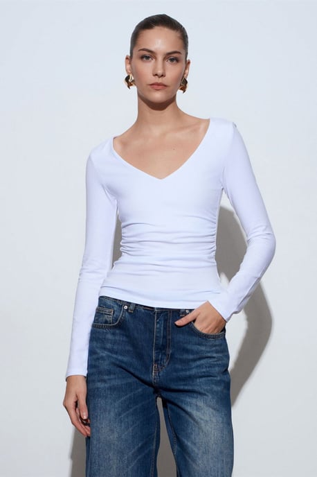 Schmale Passform V-Ausschnitt Strickbluse - Image 3