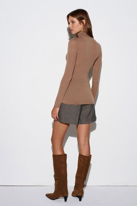 Schlanke Passform Rollkragen-Jersey-Bluse - Image 2